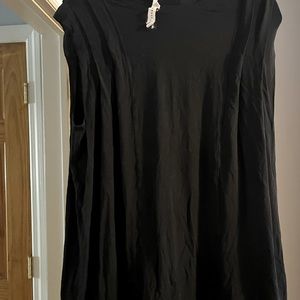 Lululemon size 12 shirt